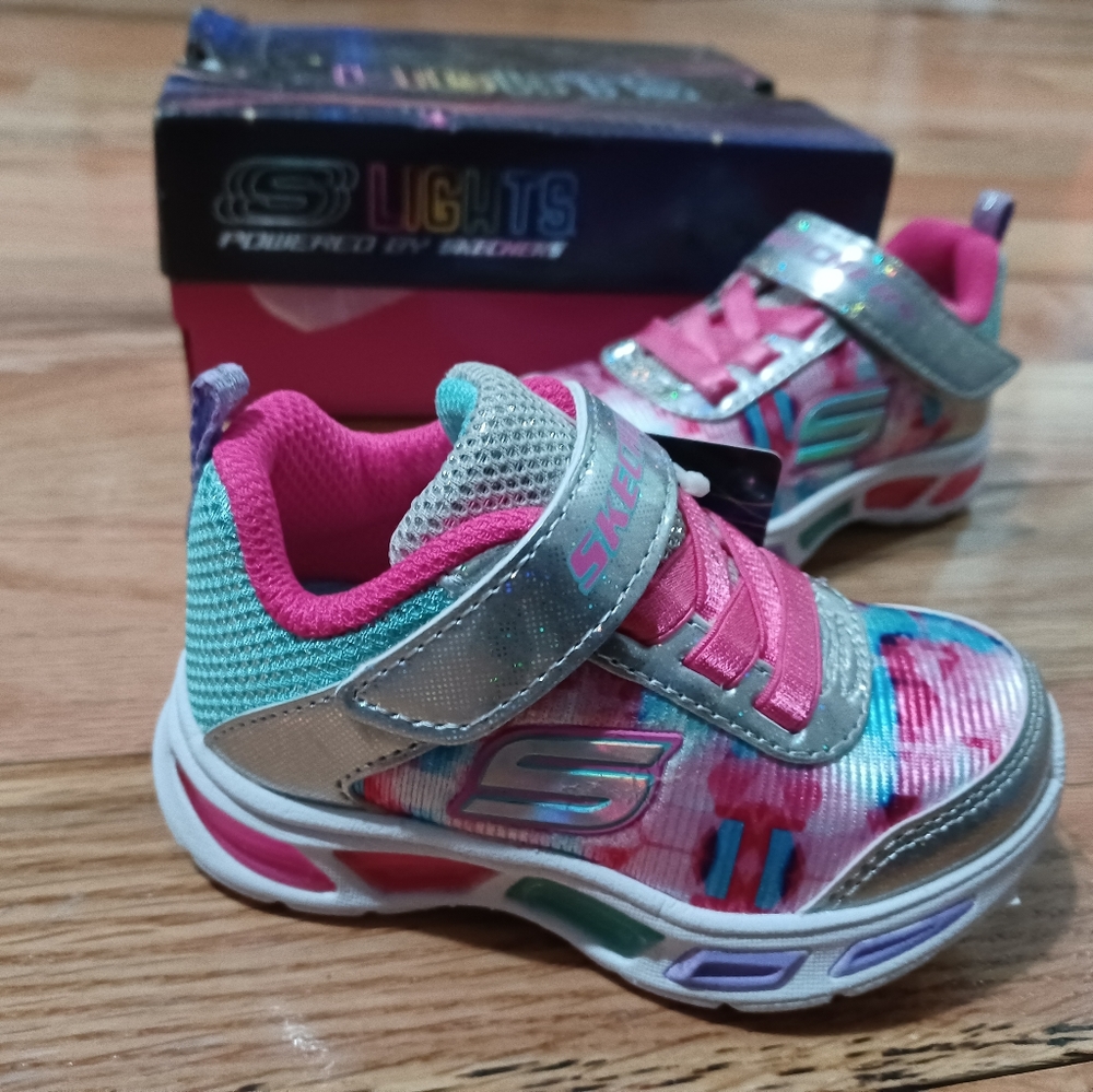 Skechers Gleam And Dream Light Up Sneakers